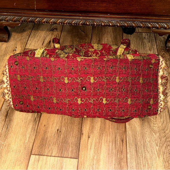 Tapestry Travel Bag Large Burgandy Embroidered Gold Boho Fringed Trim With Strap - Picture 5 of 12